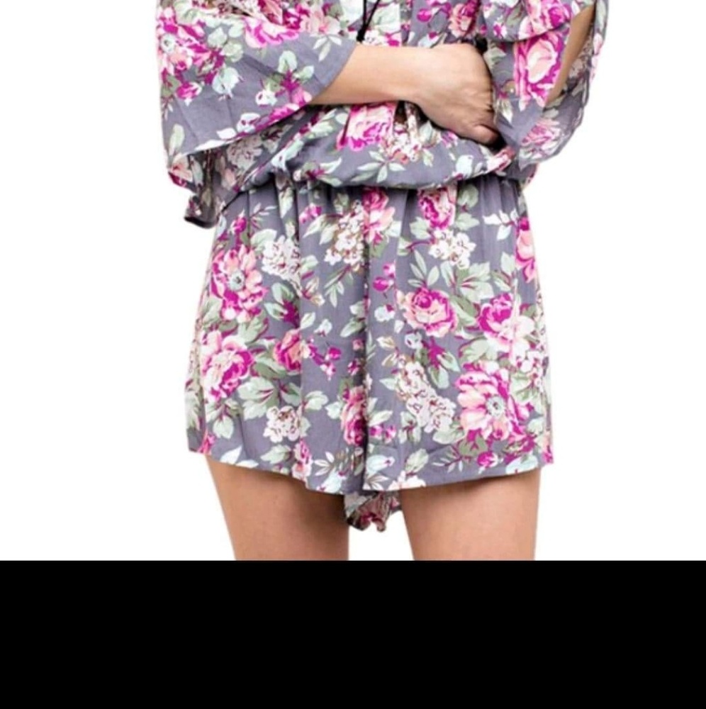 Romper - Picture 2 of 3
